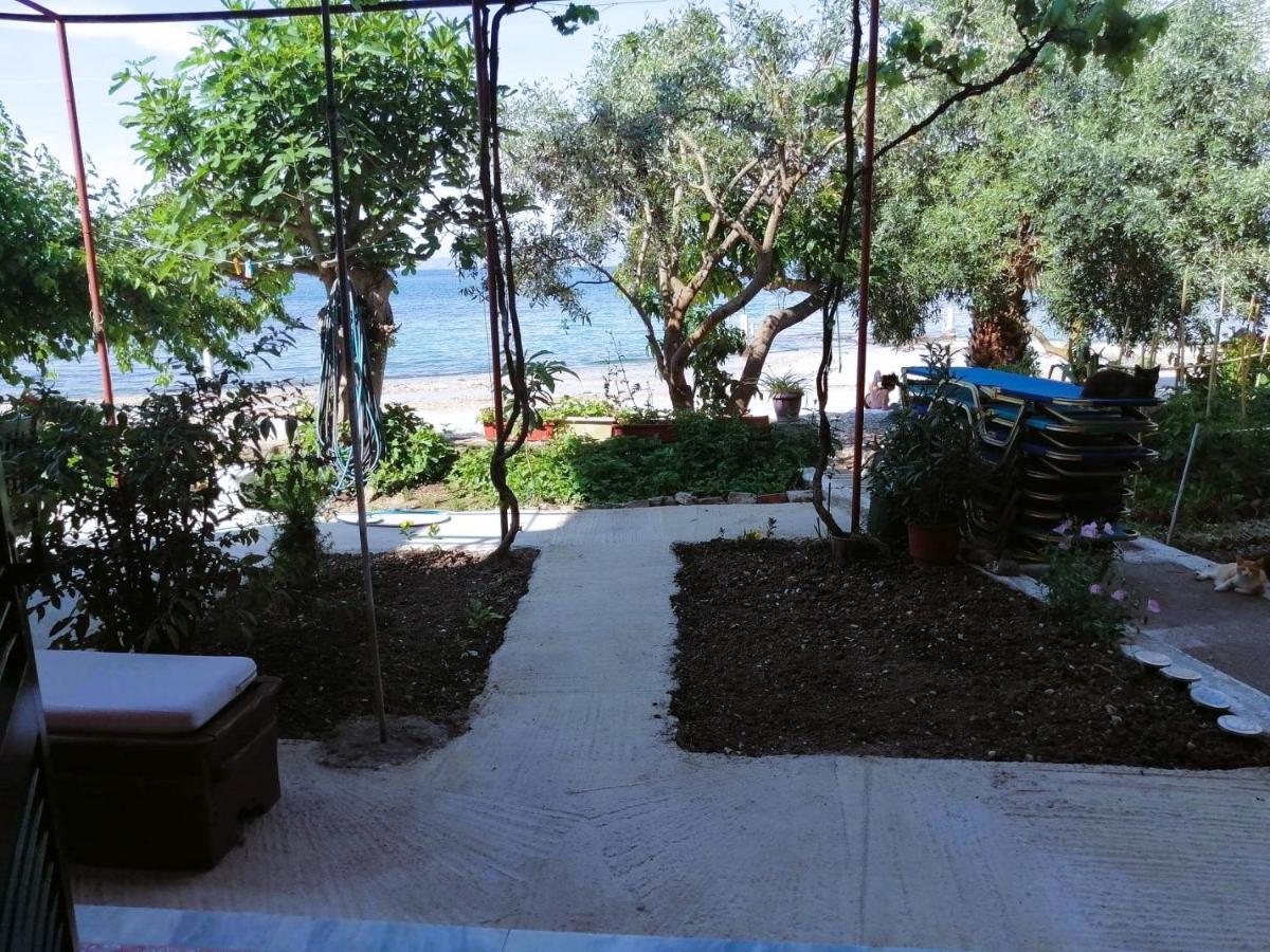 Vassia'S Beach Houses Benitses  Exterior foto