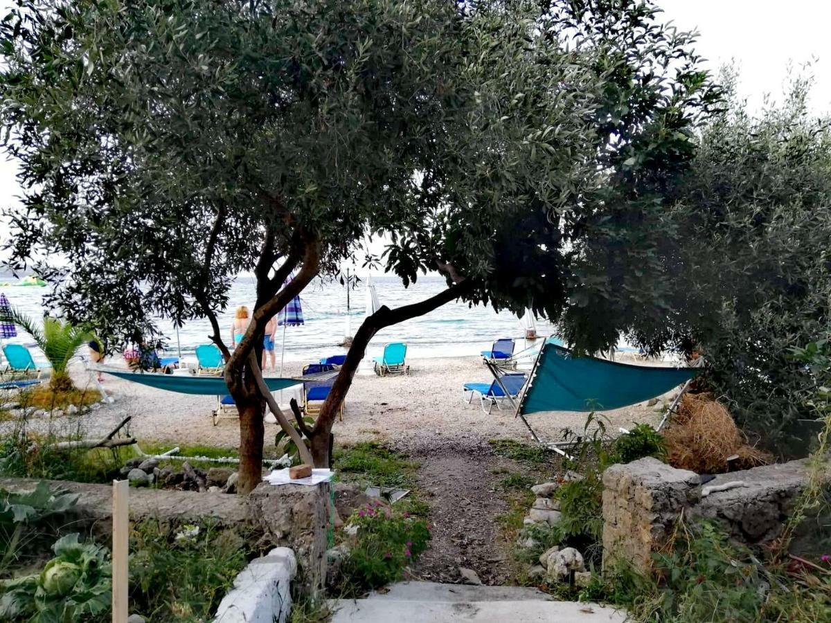 Vassia'S Beach Houses Benitses  Exterior foto